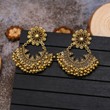 Exaggerated Palace Style Alloy Fan-shaped Earrings Jewelry Niche Design Sense Travel Photo Gift Earrings